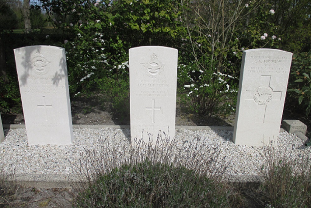 Commonwealth War Graves North Cemetery Leeuwarden #3