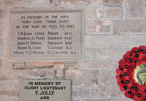 Oorlogsmonument St Deinst Church Llangarron #1