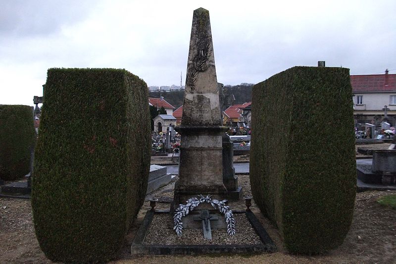 Monument en Ossuaire 94 Rgiment d'Infanterie