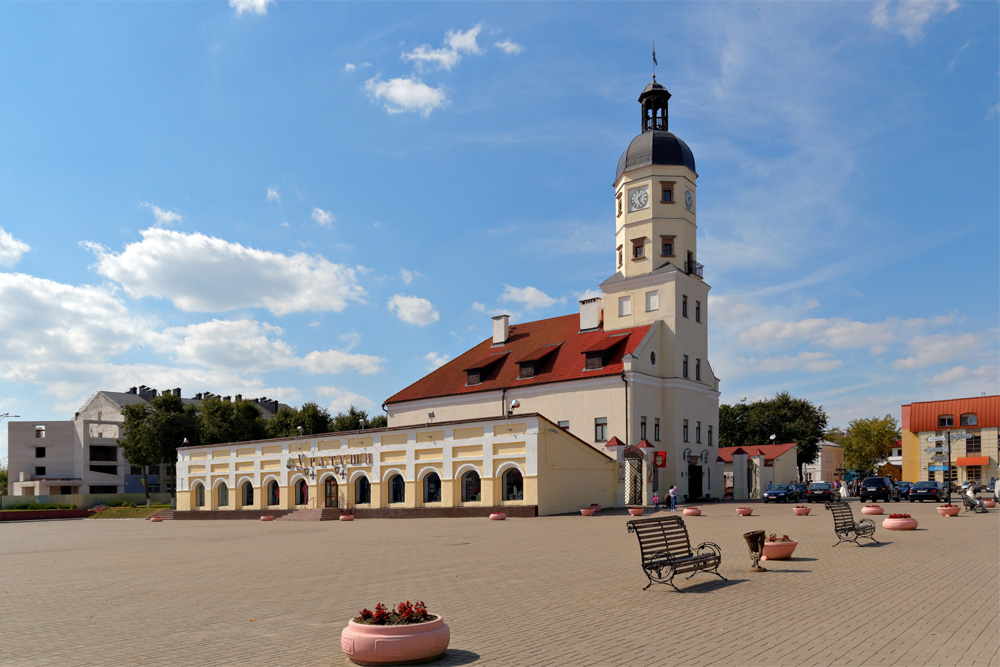 Town Hall Niasviz #1