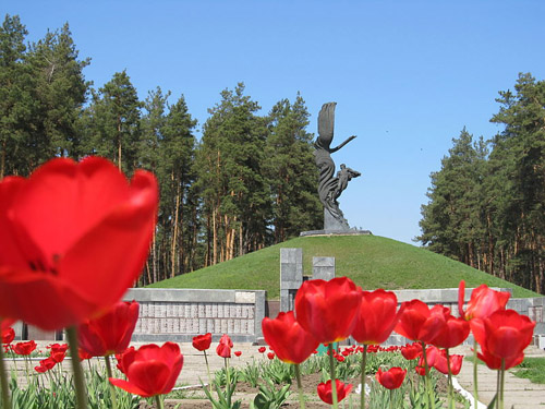 Sovjet Oorlogsbegraafplaats Lebedyn #4