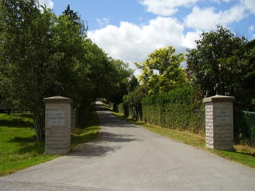 Oorlogsgraf van het Gemenebest St. John's Roman Catholic Cemetery