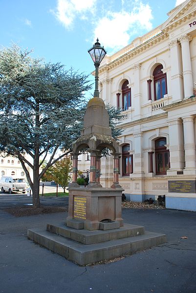 Monument Gerald Massey Ivo Wilkinson