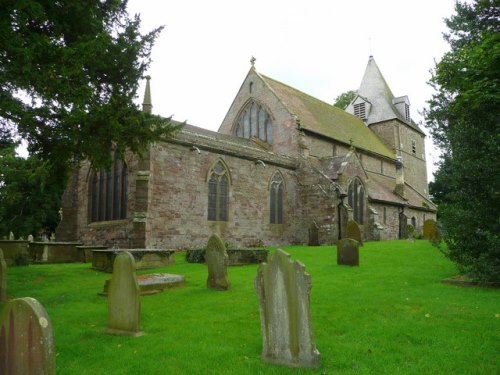 Oorlogsgraf van het Gemenebest St. Michael Churchyard Extension