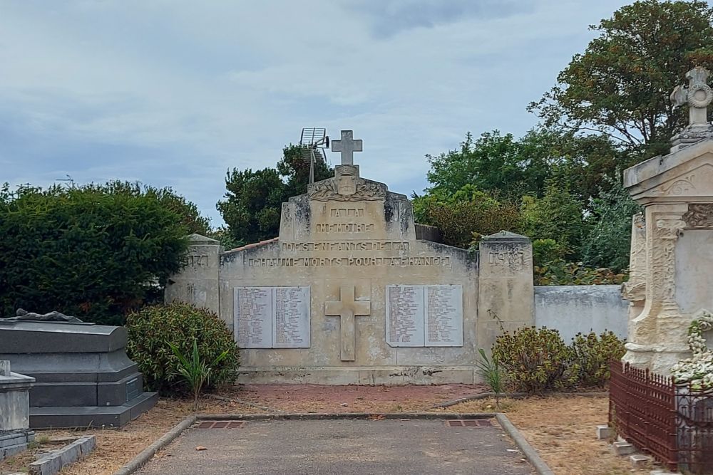 Oorlogsmonument La Chaume #1