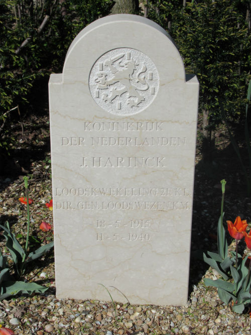 Dutch War Graves Maassluis #4