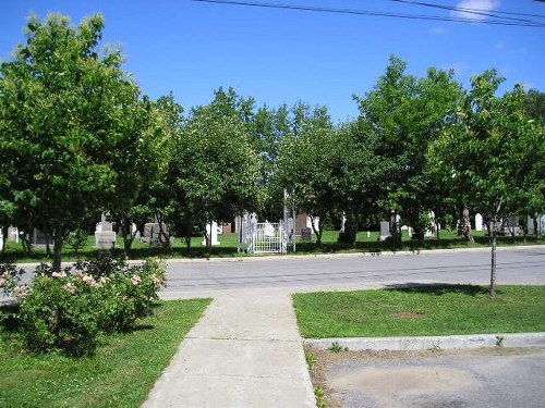 Oorlogsgraf van het Gemenebest Sainte-Catherine Roman Catholic Cemetery #1