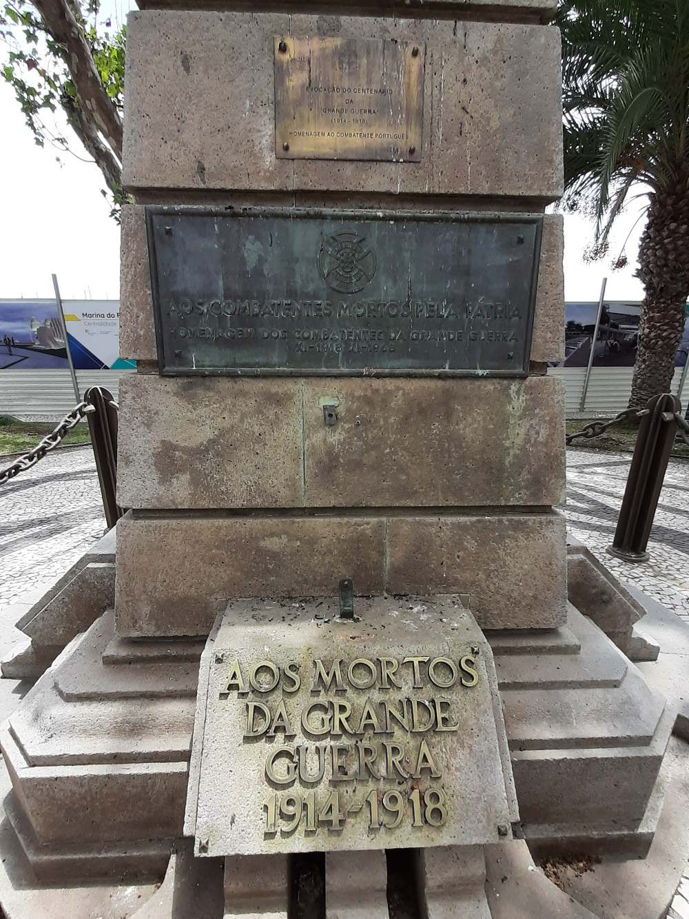 Oorlogsmonument Funchal #4