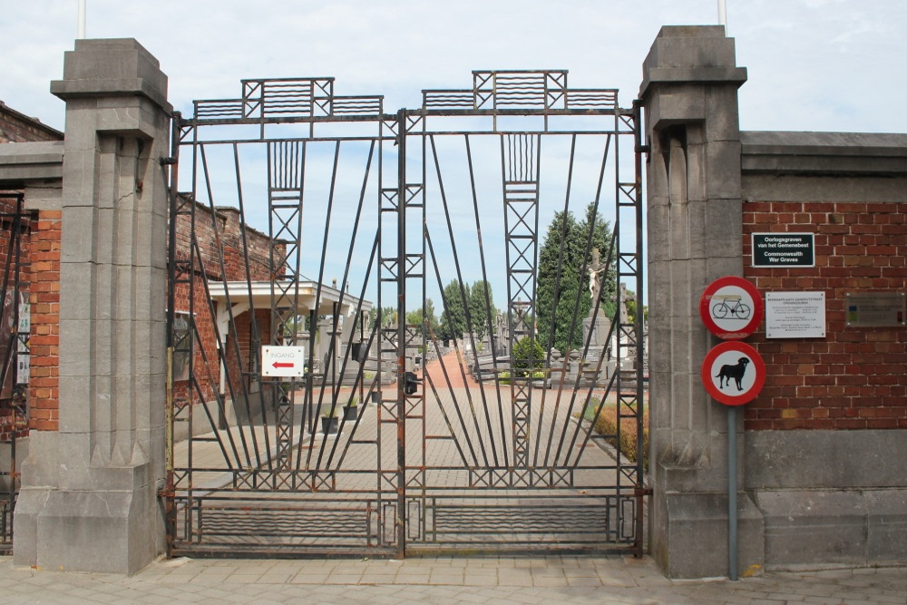 Oorlogsgraven van het Gemenebest Menen