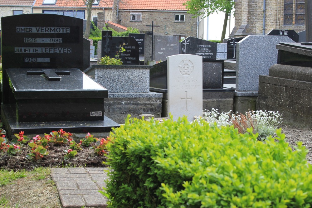 Commonwealth War Grave Pervijze #1