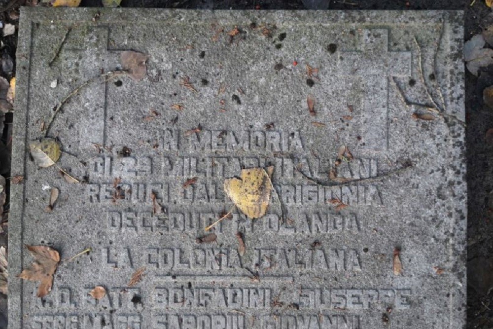 Herdenkingssteen Italiaanse Militaire Slachtoffers Spaanse Griep #1