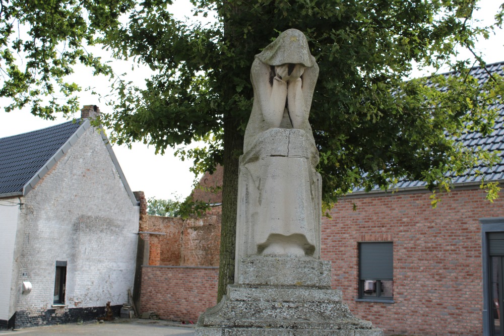 Oorlogsmonument Chapelle--Wattines #3