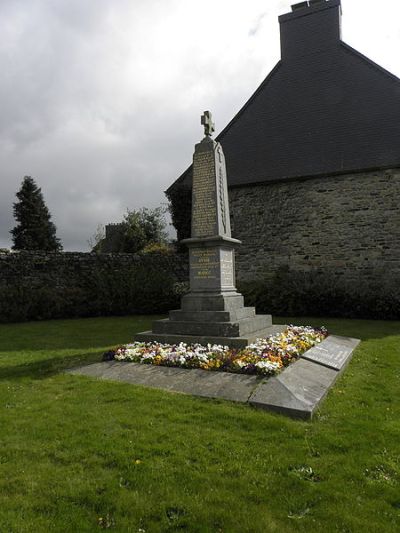 Oorlogsmonument Glomel #1