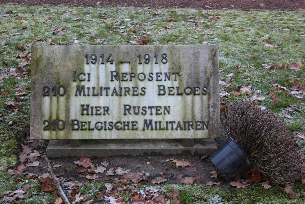 Belgische Oorlogsbegraafplaats Ougre #2