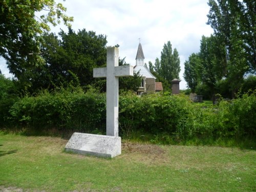 Oorlogsmonument Ifield #1