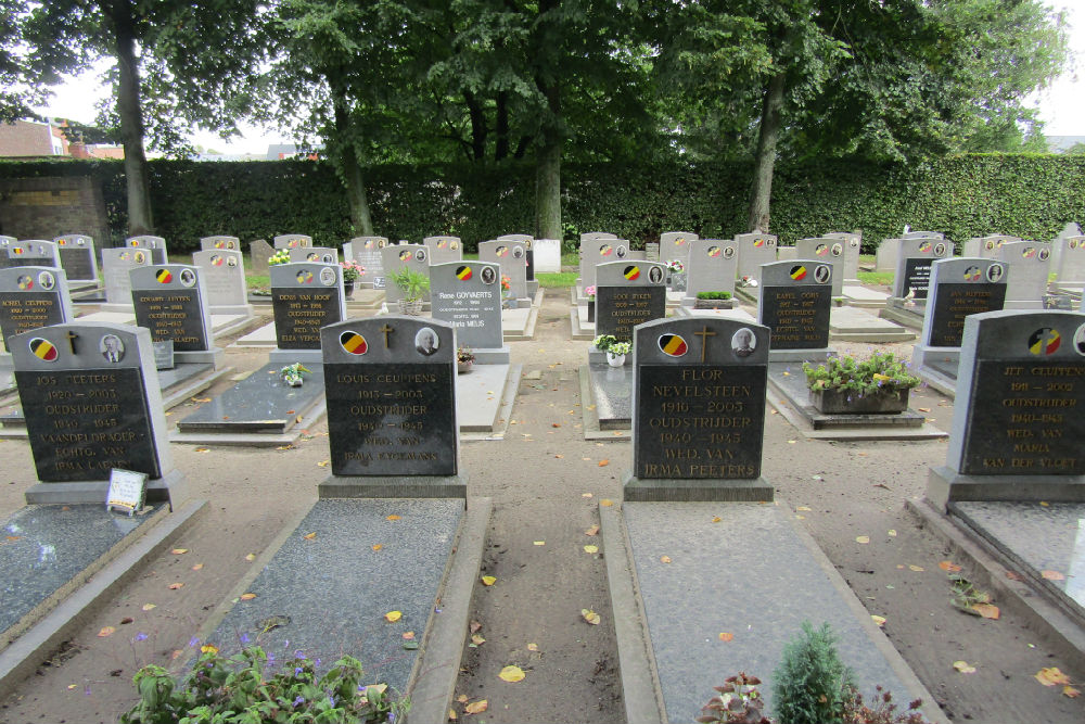 Belgian Graves Veterans Voortkapel #2