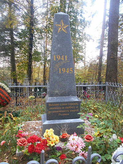 Soviet War Graves Daymishche #2
