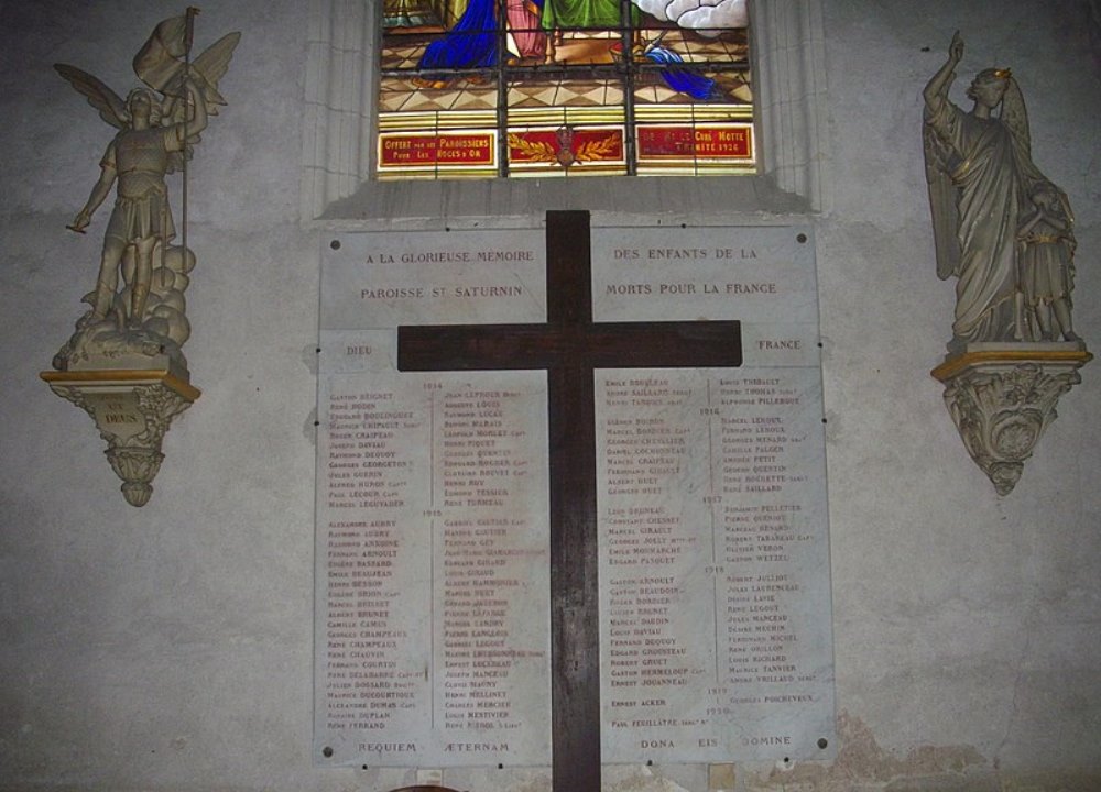 Monument Eerste Wereldoorlog glise Saint-Saturnin #1