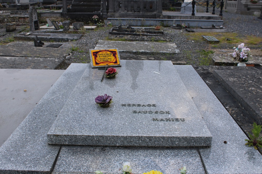 Belgian Graves Veterans Solre-sur-Sambre #4