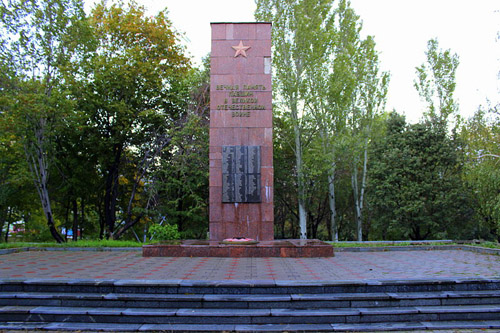 Mass Grave Soviet Soldiers #1