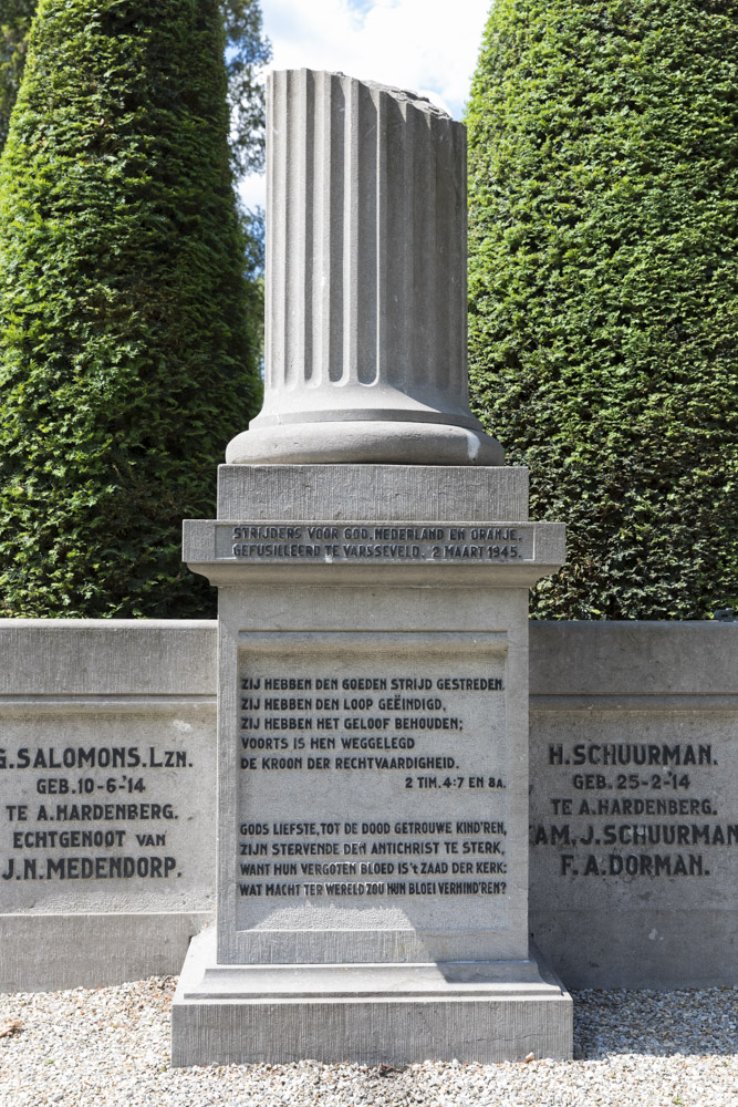 Dutch War Graves Bergentheim #4