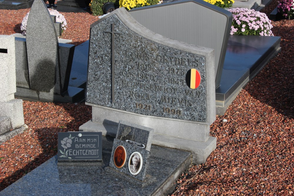 Belgian Graves Veterans Niel-Bij-Sint-Truiden #2