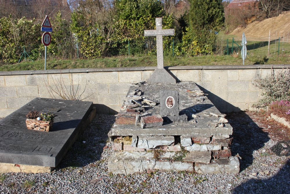 Belgische Oorlogsgraven Sart-Dames-Avelines	 #3