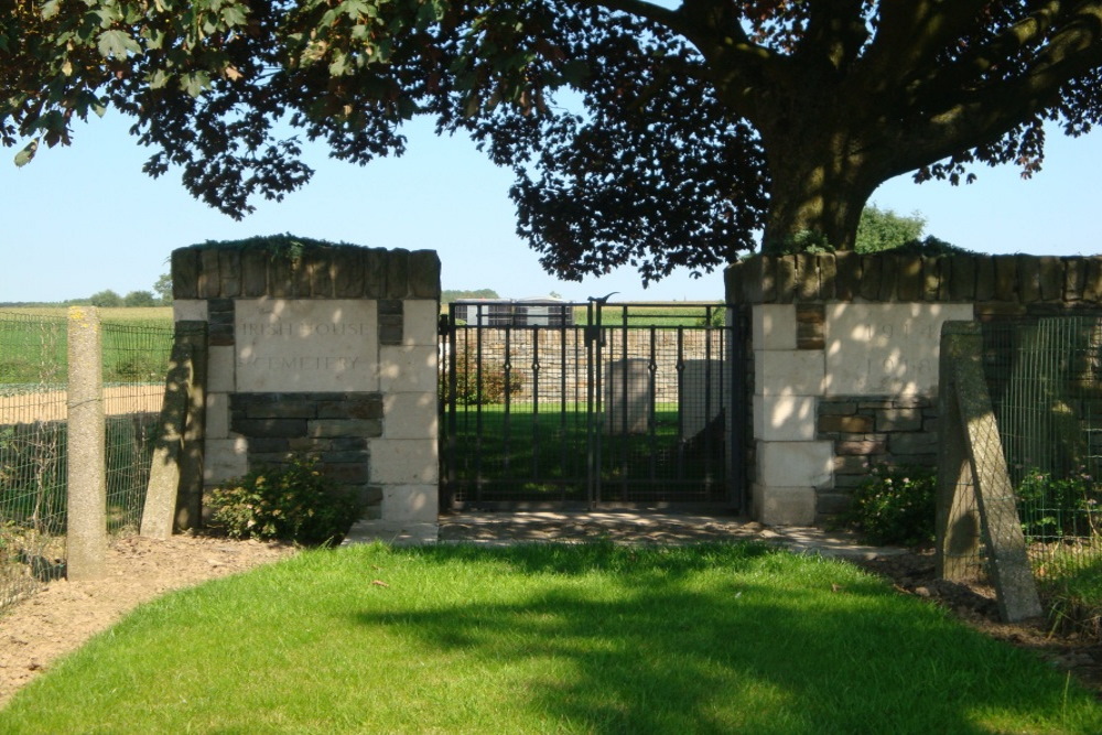 Oorlogsbegraafplaats van het Gemenebest Irish House #1