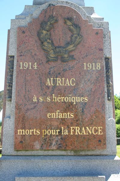 Oorlogsmonument Auriac #3