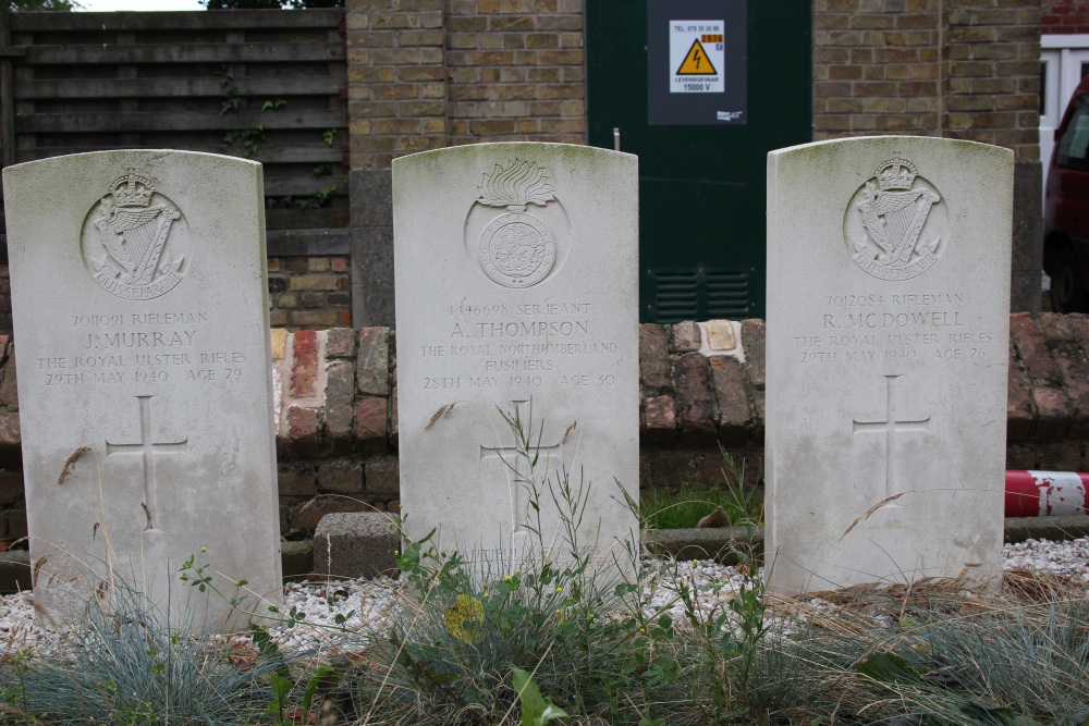 Oorlogsgraven van het Gemenebest Boezinge Churchyard #4