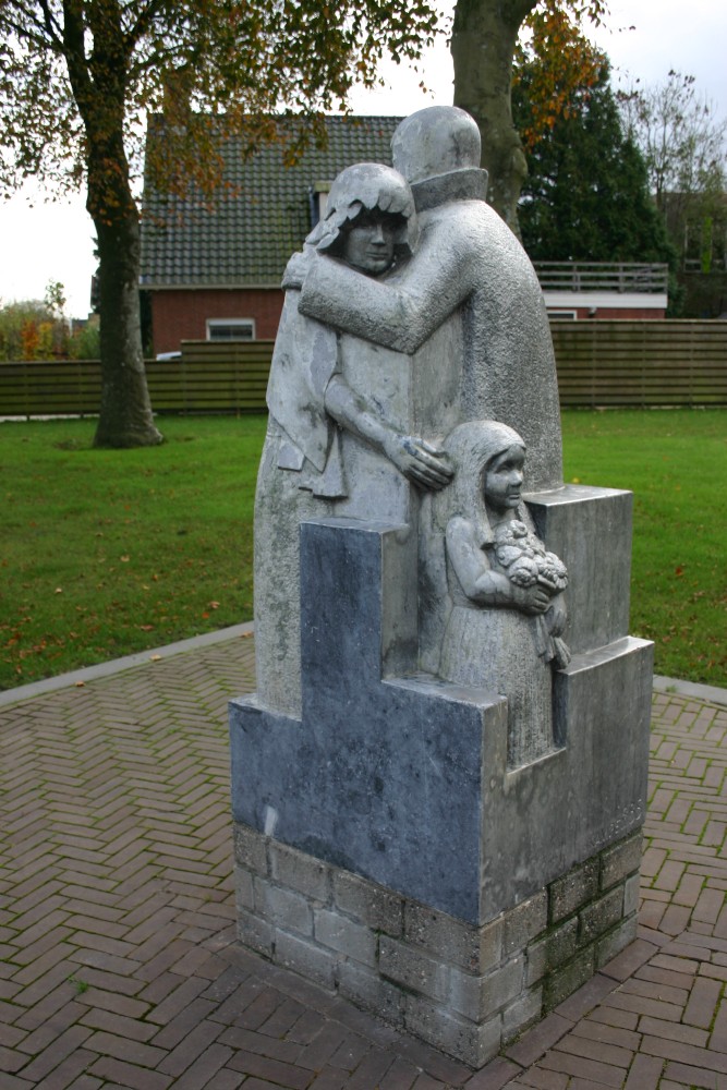 War Memorial Damwâld #2
