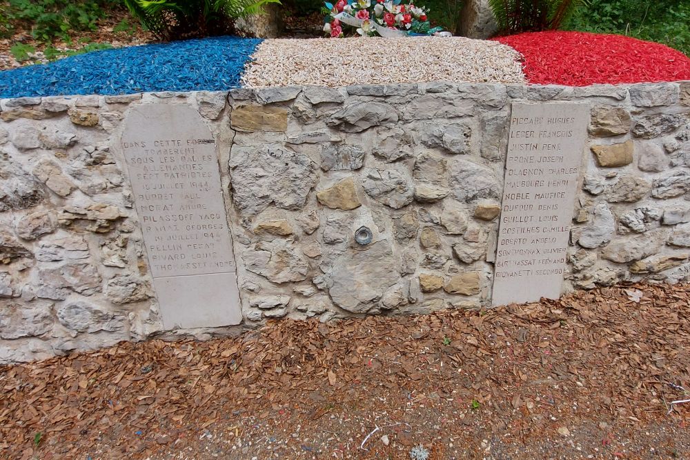 Monument Fallen Resistance Fighters Oyonnax #3