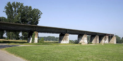 Restant Gernsheim Brug