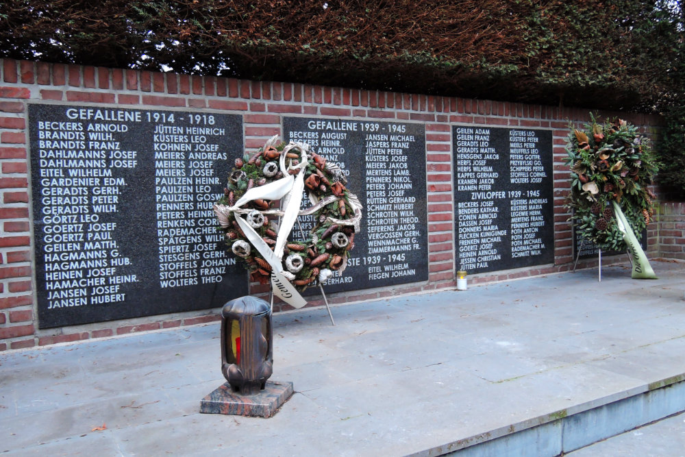 Oorlogsmonument Höngen #3