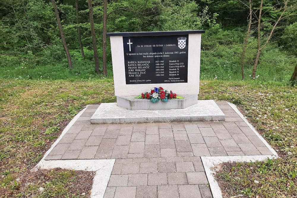 Memorial Stone Killed Civilians Skradnik #2
