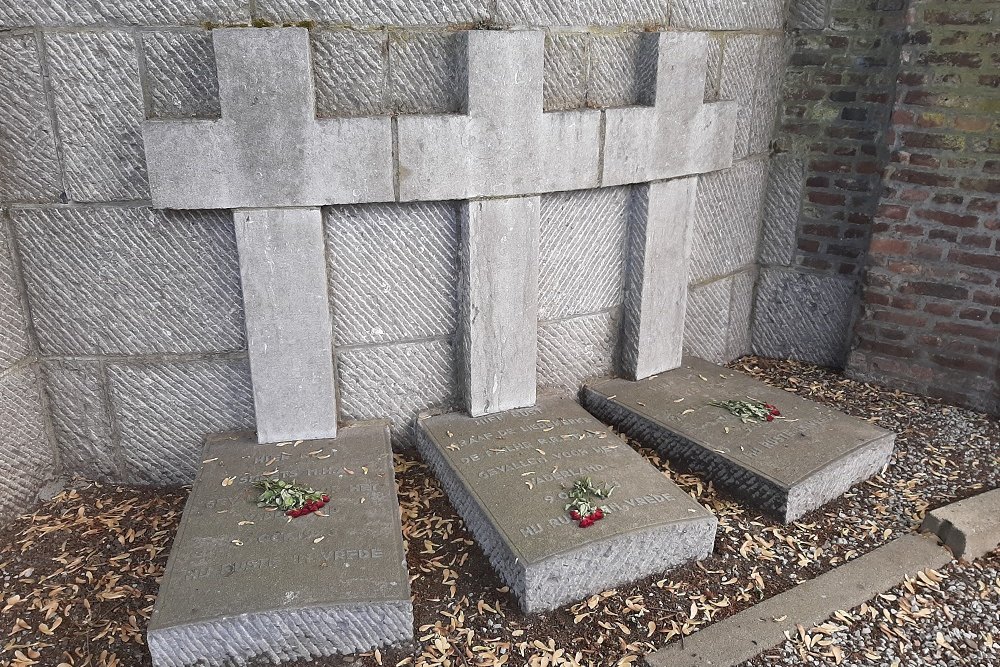 Dutch War Graves Roman Catholic Cemetery Eijsden #1