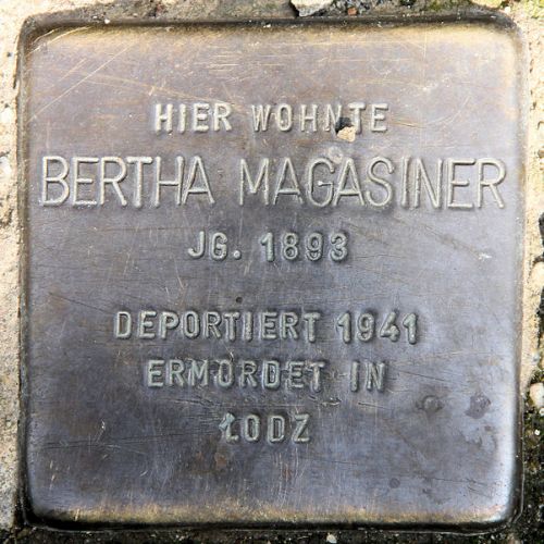 Stolpersteine Meraner Strae 11 #1