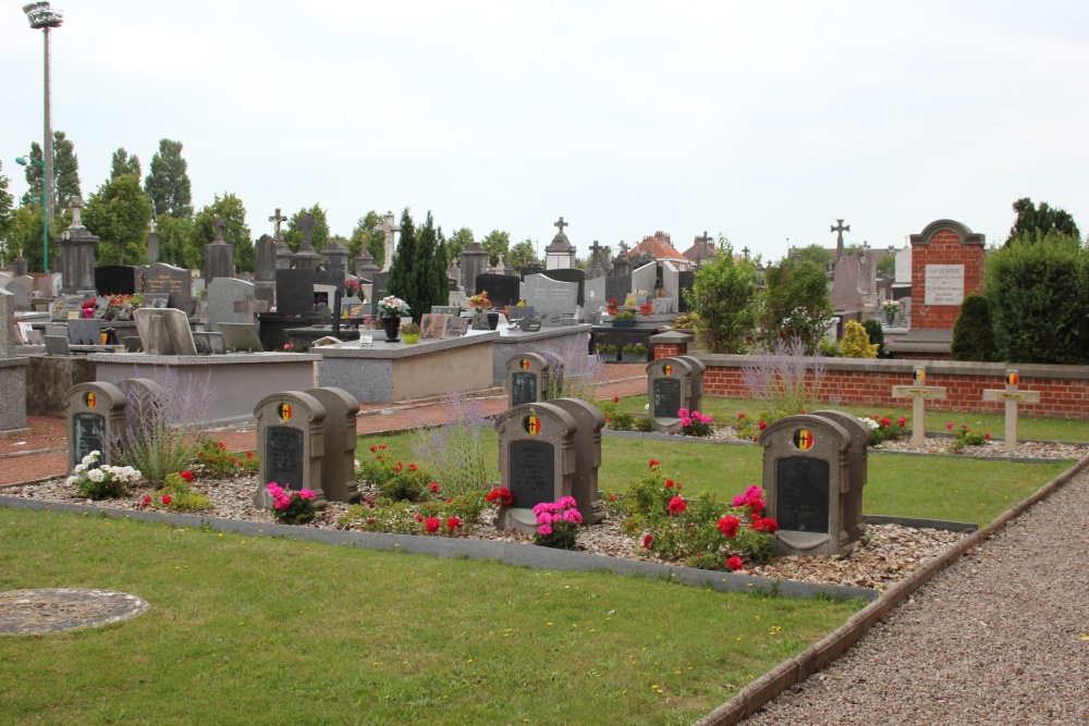 Franse & Belgische Oorlogsgraven Gravelines #4