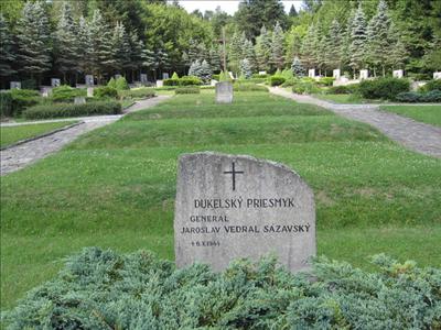 Czechoslovakian War Cemetery Vysny Komarnik #4