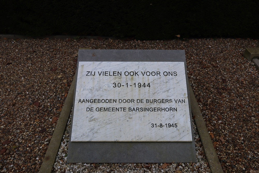 Monument Crash RAF Algemene Begraafplaats Kolhorn #2