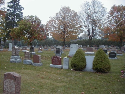 Oorlogsgraven van het Gemenebest Evergreen Cemetery
