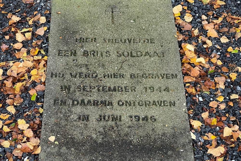 Field Grave British Soldier Lommel #3