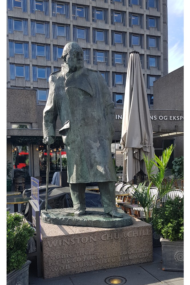 Monument Winston Churchill #2