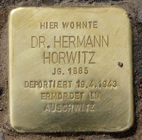 Stolperstein Prager Strae 1