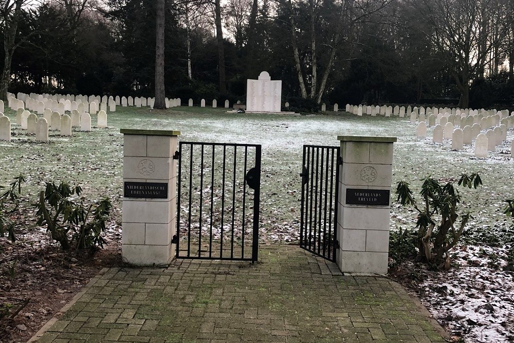 Dutch War Cemetery Osnabrück #1