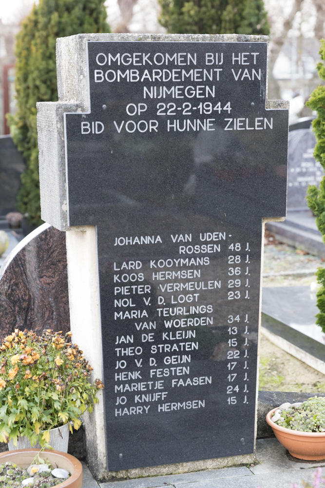 Collective Grave Victims Bombing of Nijmegen Catholic Cemetery Wijchen #2