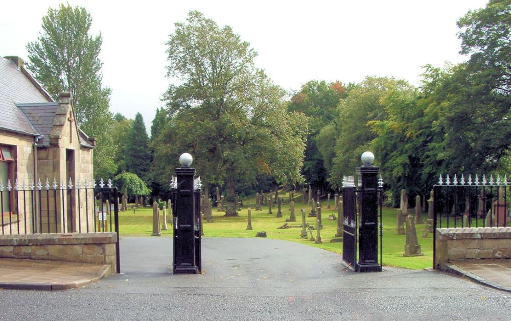 Commonwealth War Graves Wilton Cemetery #1