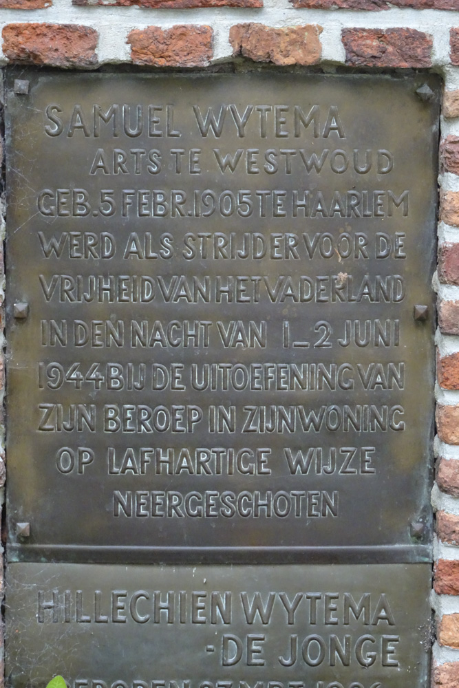 Nederlands Oorlogsgraf Westwoud #2