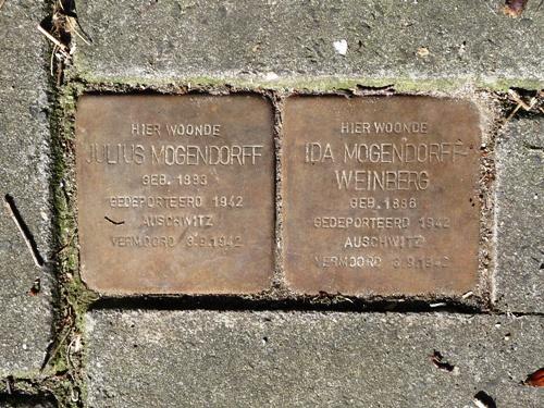 Stolpersteine Jan Luikenstraat 32