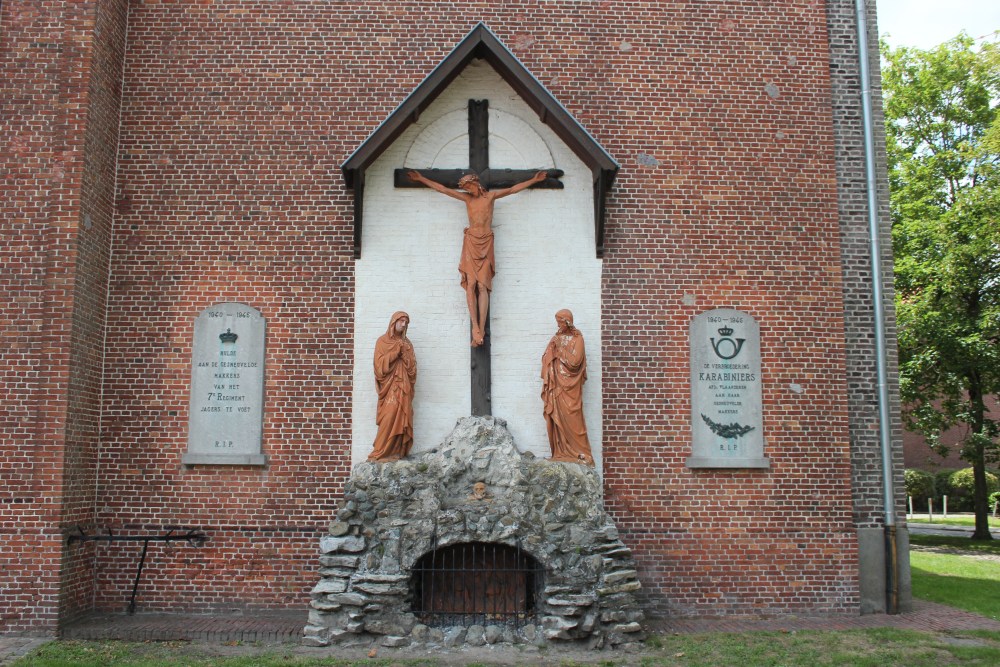 Memorials Sint-Adrianuschurch #4